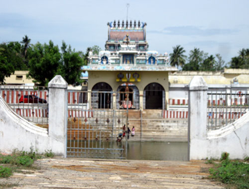 Therazhundur Gopuram